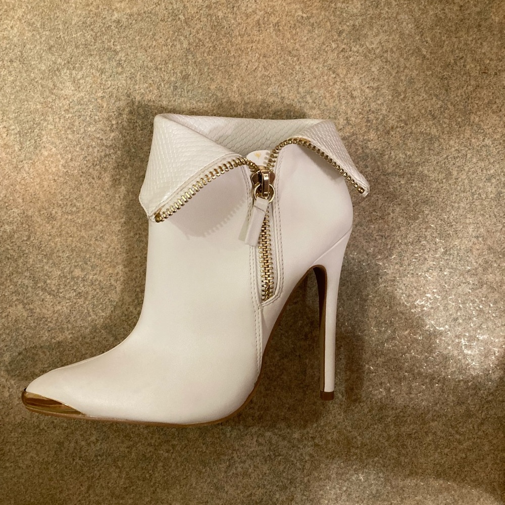 Beautiful white booties